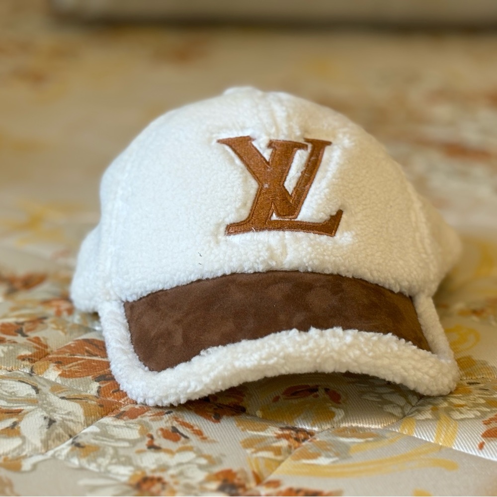 Cap LV - Picture 3 of 3